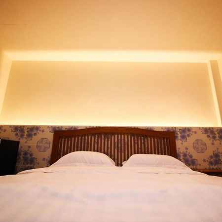 Bk Hotel Mae Sariang Extérieur photo